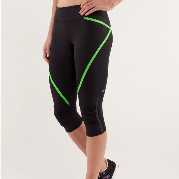 NWT Lululemon Run: Pace Crop 17” Black/Ocean Stripe Frond/Frond Vintage & Rare - Picture 15 of 16